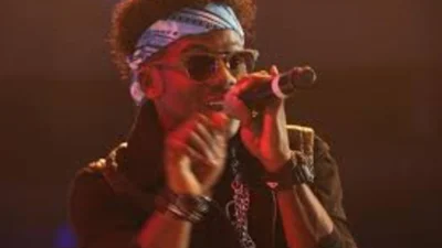 L'artiste nigérian, Koredo Bello