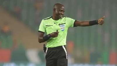 L'arbitre Congolais Jean-Jacques Ndala