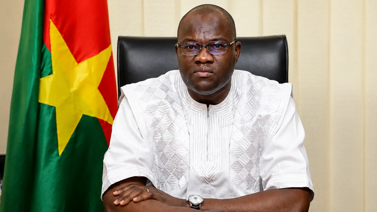 Le ministre burkinabè de l’Économie et des Finances, Aboubakar Nacanabo