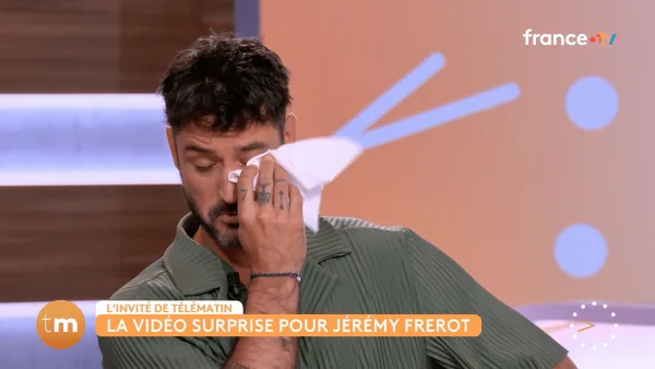 "Oh purée, c’est incroyable" : Jérémy Frérot, "cueilli", essuie ses larmes après un message vidéo de l’homme qui a chamboulé sa vie
