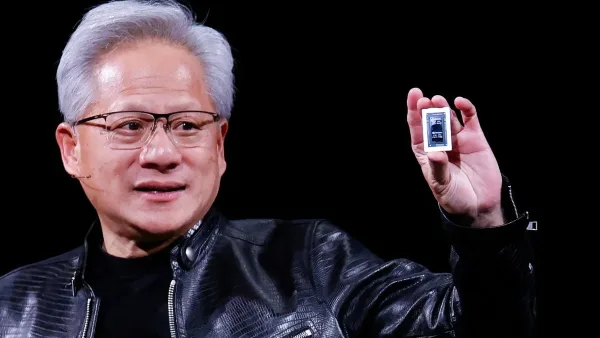 Le PDG de Nvidia, Jensen Huang, a dévoilé lundi une nouvelle puce qui intègre des capacités d'intelligence artificielle (IA) directement dans les ordinateurs portables et de bureau