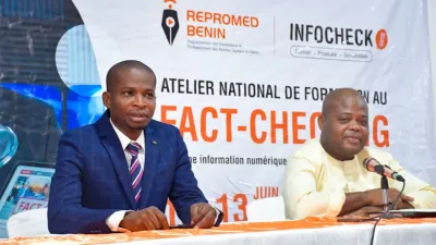 A gauche, le président du REPROMED-Bénin, Lorys Hounon