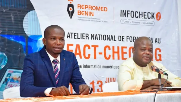 A gauche, le président du REPROMED-Bénin, Lorys Hounon
