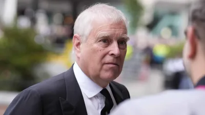 L’ex Prince Andrew apparaît le visage tuméfié : la photo choc du frère de Charles III qui secoue le Royaume-Uni