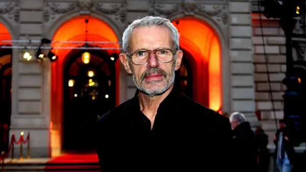 "Je n’ai absolument pas le droit d’en parler", Lambert Wilson finit par révéler qu’il joue dans Harry Potter le personnage de Nicolas Flamel