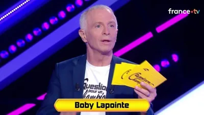 "C'était un gros co*****", Samuel Etienne révèle avoir failli virer un candidat de "Questions pour un champion"