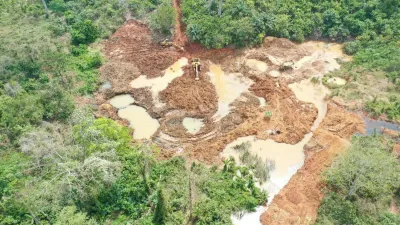 Orpaillage clandestin en Côte d'Ivoire