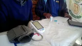 Agents de santé au travail lors de tests en Afrique du Sud