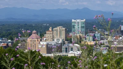 Vue générale d’Asheville, en Caroline du Nord, aux États-Unis