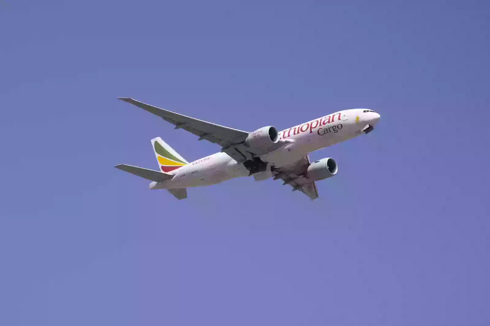 Boeing 777 cargo d'Ethiopian Airlines en vol