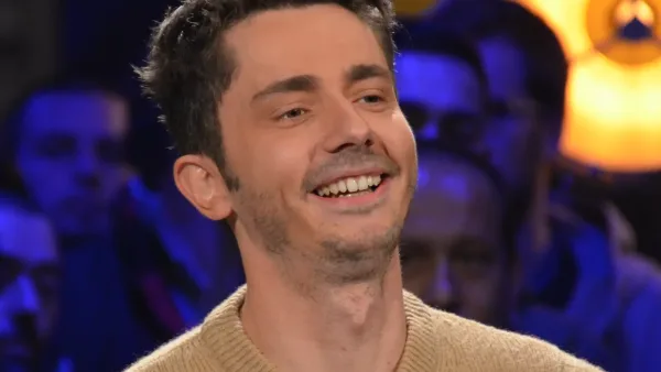 Guillaume Pley sur le plateau de Top Gear France en 2018