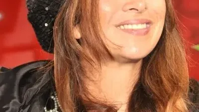 Hélène Ségara au défilé Christophe Guillarme