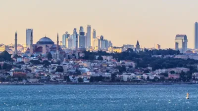Panorama d'Istanbul, ville hote de la reunion ministerielle du Pacte de la Mecque.