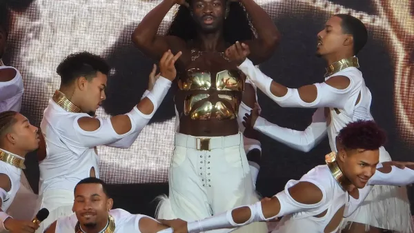 Lil Nas X sur scène au festival Lollapalooza en juillet 2023