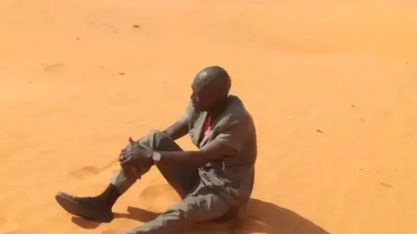 Un agent de police à Geidam, dans l'État de Yobe, au Nigeria.