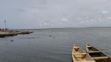 Vue offshore du Keta Lagoon dans la région de la Volta, au Ghana