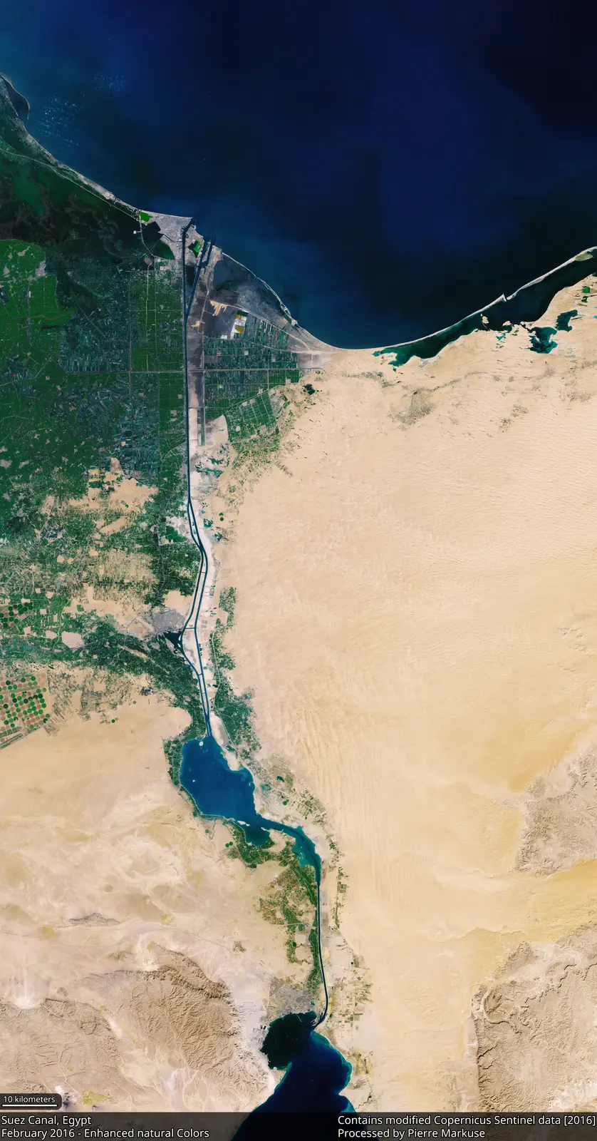 Vue satellite du canal de Suez en Égypte