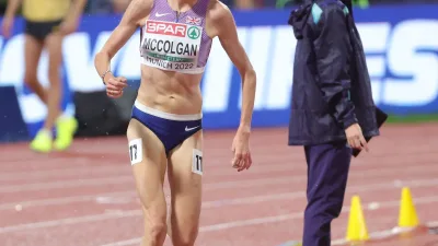 Course féminine de 5000 mètres sur piste (illustration d’archives)