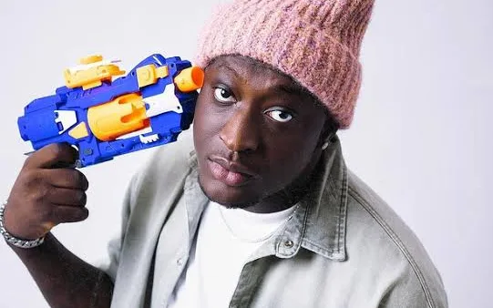 Carter Efe, créateur de contenus et artiste nigérian