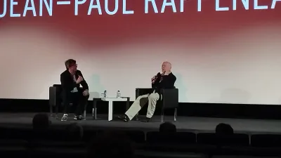 Jean-Paul Rappeneau présentant son film Cyrano de Bergerac aux Publicis Cinémas en juin 2022