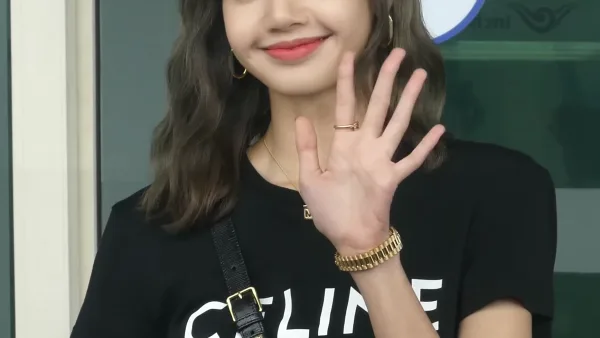 Lisa, membre de BLACKPINK