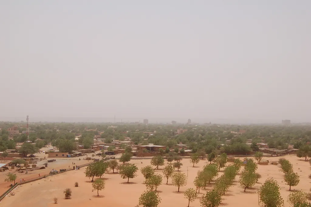 Vue de Niamey, la capitale du Niger, depuis la Grande Mosquée