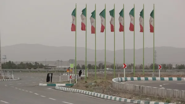 Drapeau de l’Iran — photo d’illustration, sans lien avec les frappes évoquées