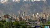 Vue générale de Téhéran avec les montagnes de l’Alborz en arrière-plan