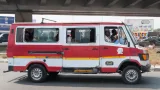 Un trotro dans la circulation à Accra, au Ghana