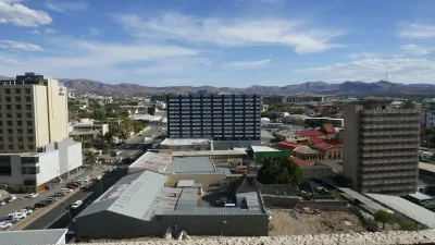 Vue panoramique de Windhoek, capitale de la Namibie